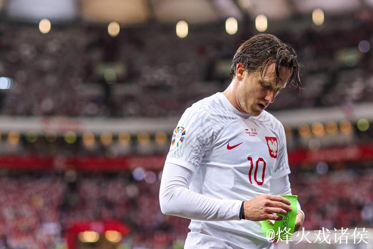 泽林斯基:我们有能力在赛季结束时保持领先,我对此充满信心 泽林斯基:我们有能力在赛季结束时保持领先,我对此充满信心